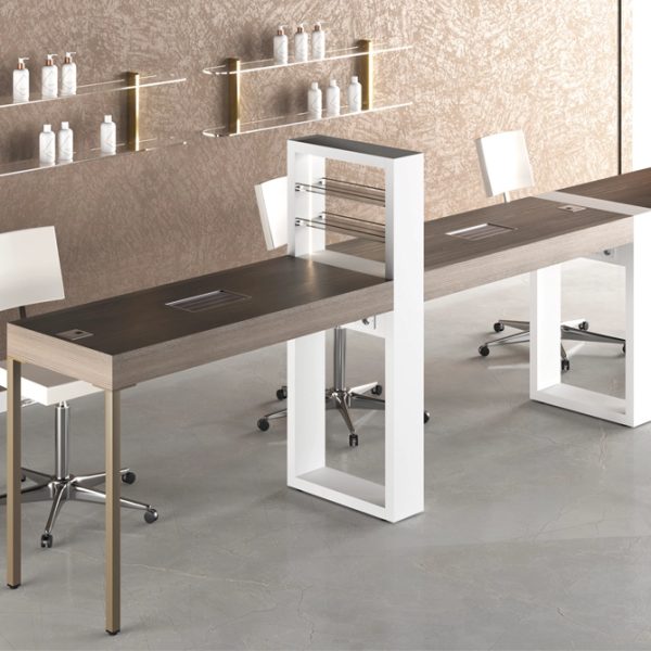 Маникюрный стол NAILSBAR